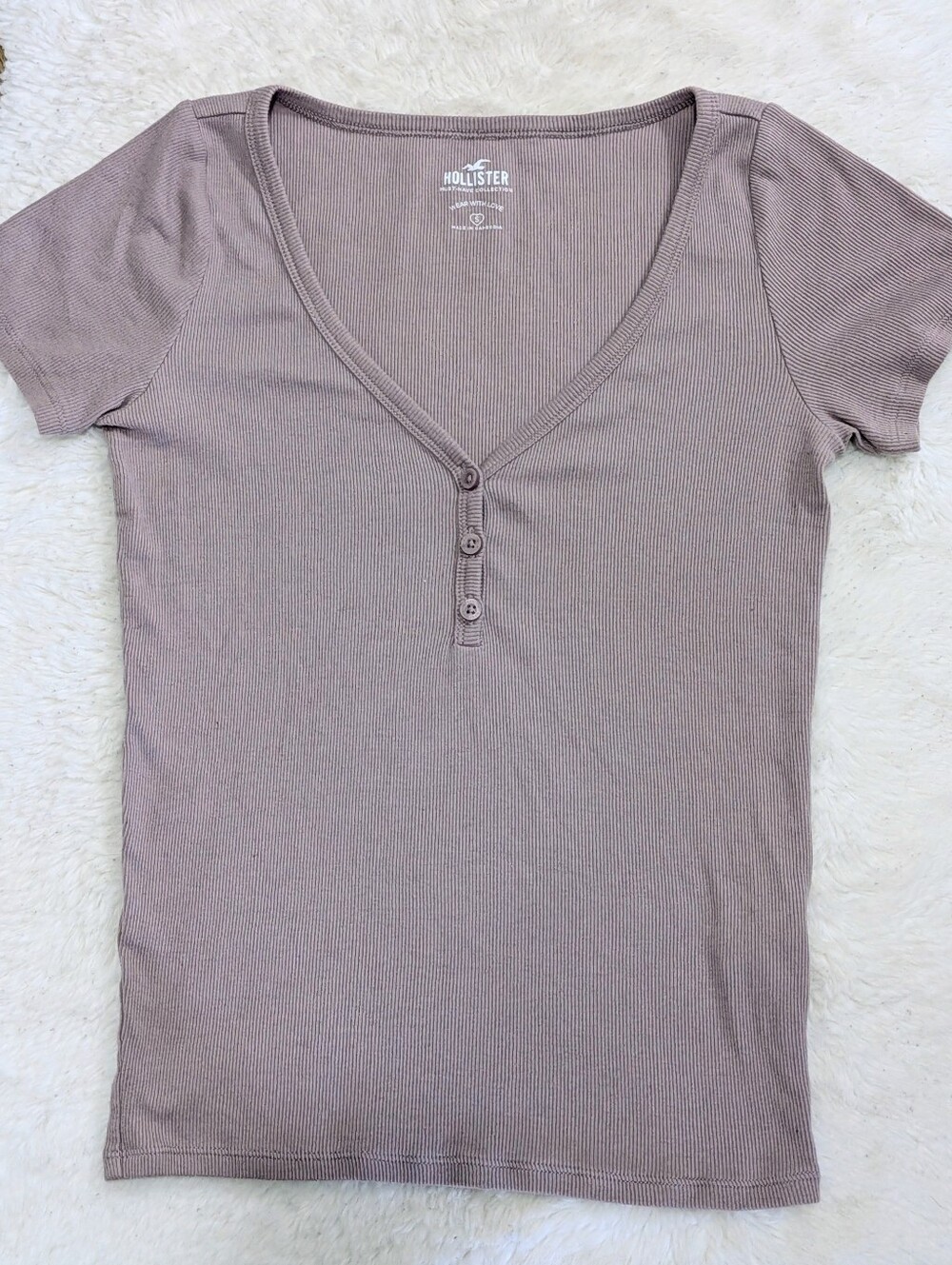 Hollister Ribbed Button-Front Tee Dusty Purple